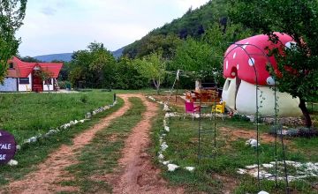 Bajkovito selo Krka Fairytale village
