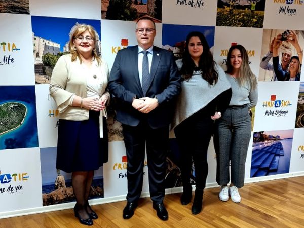 Predsjednica HUTRR „Klub članova Selo“ susrela se s direktorom HTZ-a Kristijanom Staničićem