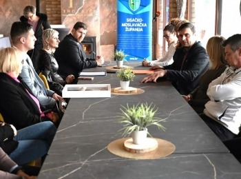 417380106 7310778668978890 448919460706498913 n