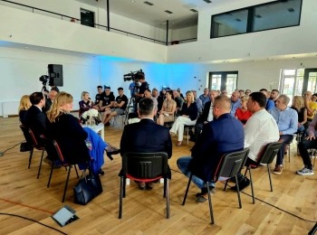 445066850 945032190963653 426199199994435319 n