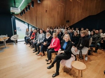 485944744 1084221730413760 2901458920521209351 n