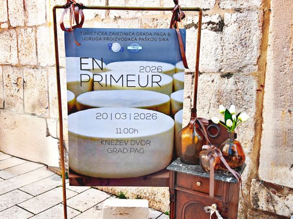 U Pagu održana premijera mladog paškog sira En Primeur 3.0.