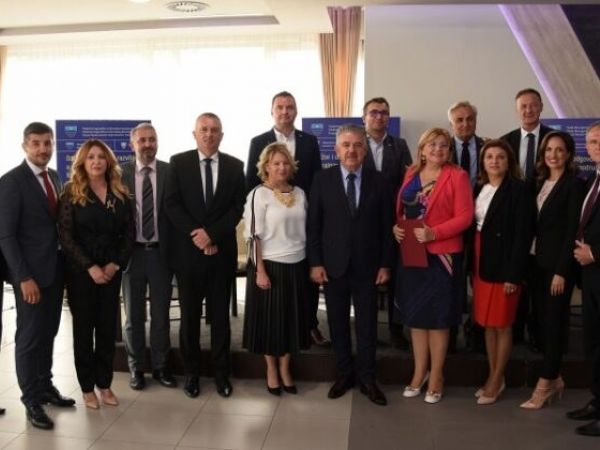 Održana konferencija o ruralnom razvitku pod nazivom „Održivi i odgovorni razvitak u ruralnim područjima HNŽ“
